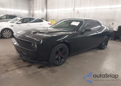 2015 Dodge Challenger Sxt z USA, uszkodzony, nr VIN 2C3CDZAG3FH839277